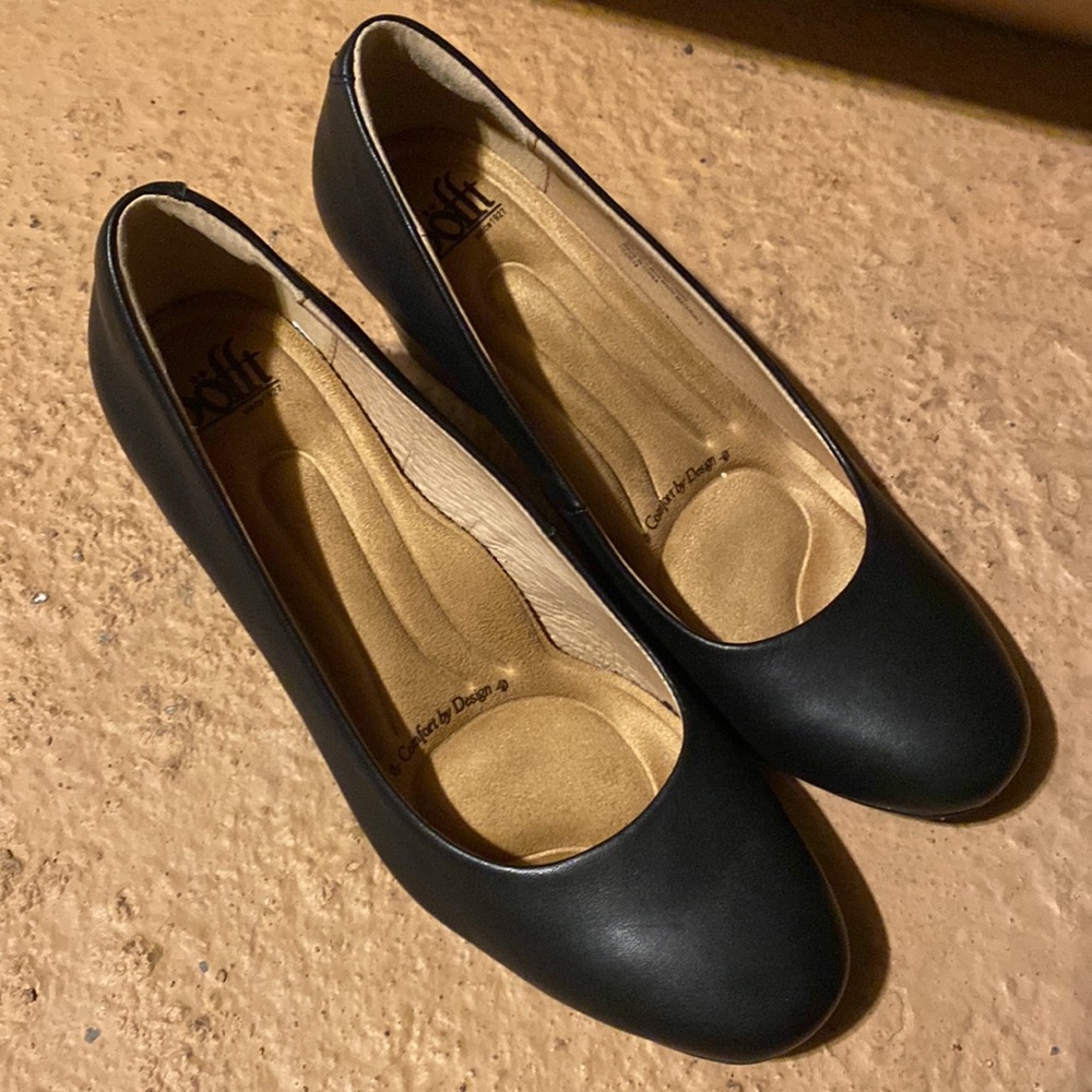 Sofft Black Leather Heels